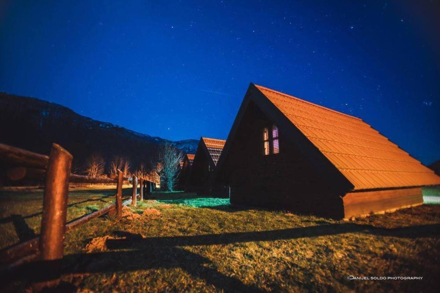 Bungalows Rizvan City Brusane Kültér fotó
