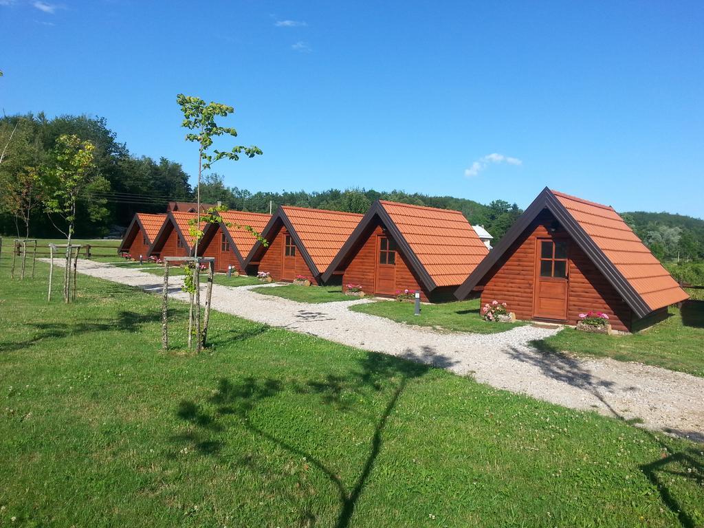 Bungalows Rizvan City Brusane Szoba fotó